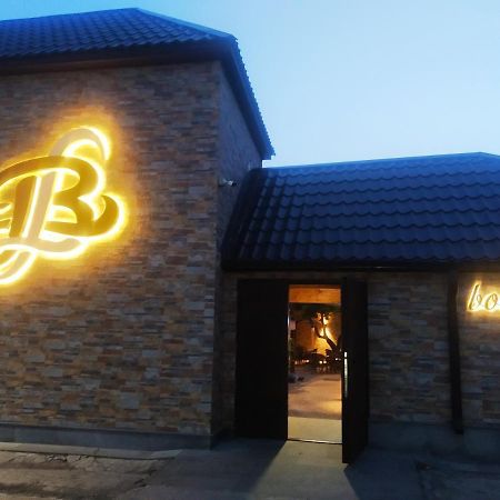Boutique Living Hotel Yerevan Exterior photo